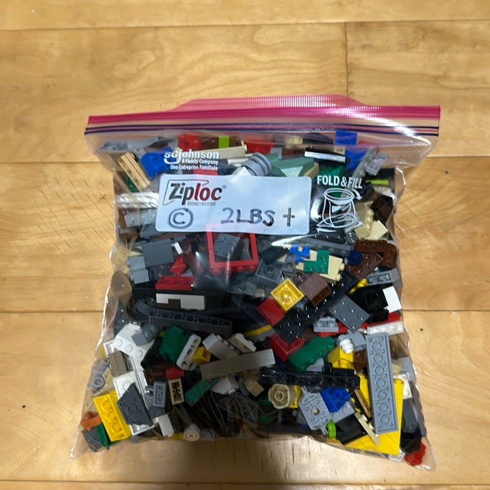 Lego pieces 2 LBS plus - one gallon bag #c